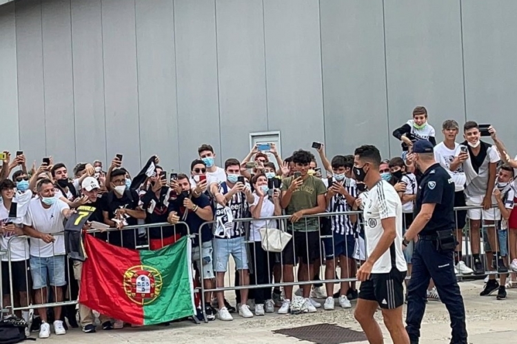 Cristiano Ronaldo stigao u kamp Juventusa, slijede razgovori s čelnicima