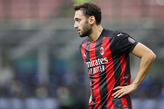 Hakan Calhanoglu