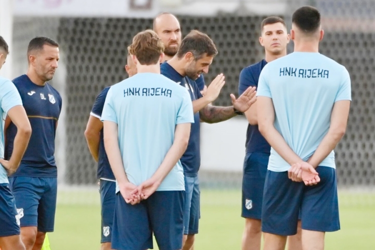 Pogledajte trening nogometaša na Toumba stadionu