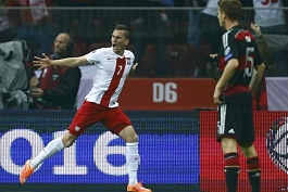 Milik (Poljska) slavi pogodak protiv svjetskih prvaka