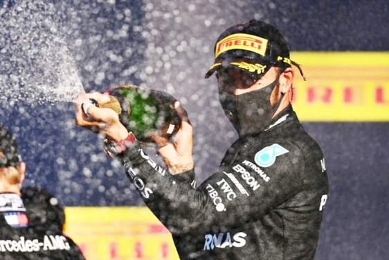 Lewis Hamilton osvojio Veliku nagradu Toskane, Britanac blizu  Michaela Schumachera