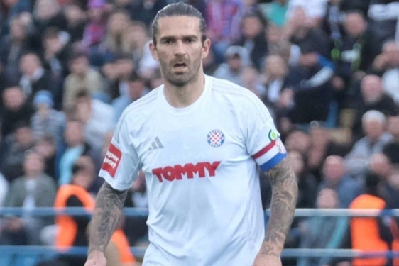 Hajduk nudi Rijeci titulu prvaka, Splićani osvojili samo dva boda u dvije utakmice