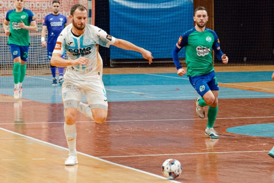 Luka Suton