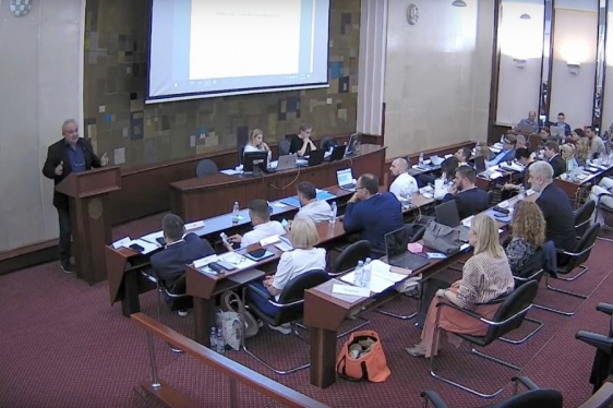Gradsko vijeće: Nikola Ivaniš  iskazao sumnje u namjere Vedrana Vivode i  Roberta Salečića