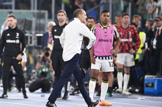 Paolo Montero novi trener Juventusa, Max Allegri priprema tužbu zbog otkaza