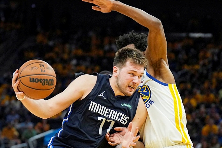 NBA Golden State protiv Dallasa vodi 2:0, ni Luka Dončić nije pomogao