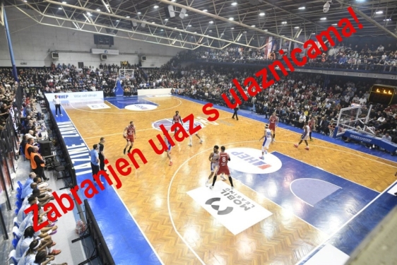 Lažu da je gužva bila razlog zbog kojeg nismo mogli ući