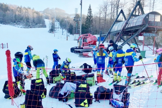 Članovi SKI kluba Rijeka uoči treninga