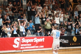 Rijeka pobijedila Dinamo, pogledajte atmosferu na Trsatu