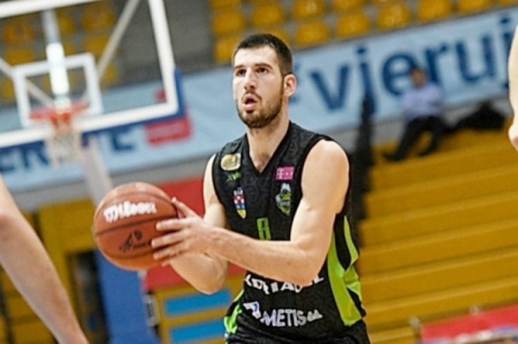 Josip Barnjak u dresu Škrljeva