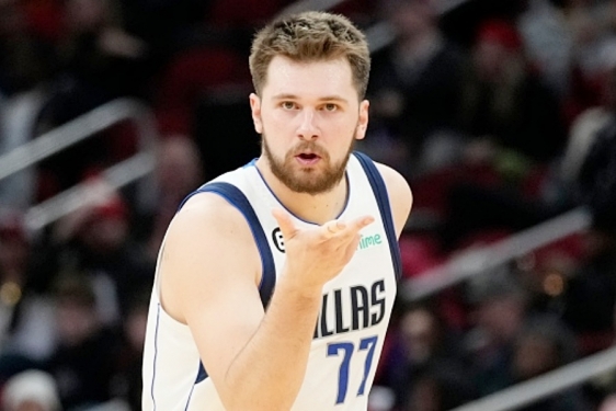 Luka Dončić odigrao  briljantnu utakmicu, Bojan Bogdanović najbolji u svojoj momčadi