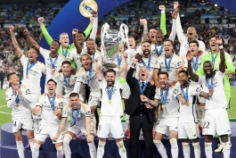 Real Madrid 15. put u povijesti prvak Europe, Toni Kroos ovacijama ispraćen u mirovinu