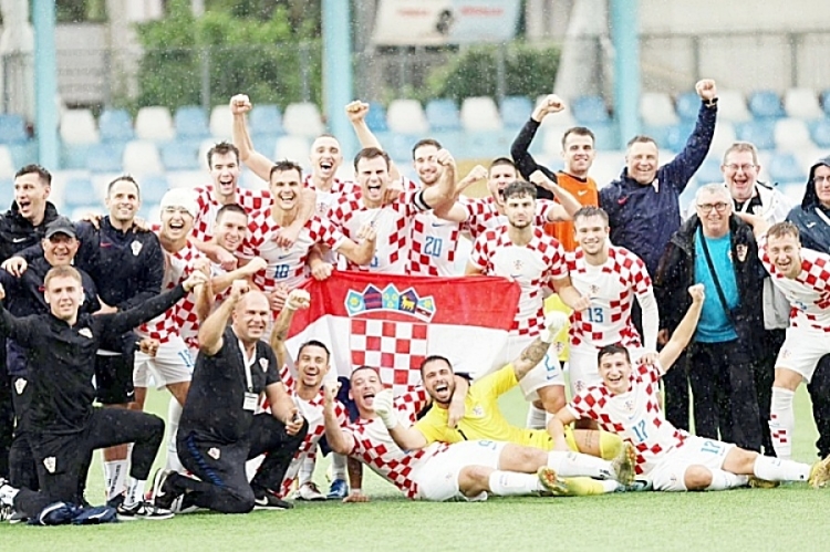 Selekcija Središta Rijeka predstavlja hrvatski nogomet