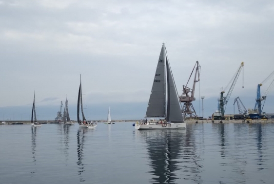 Regata tisuću otoka: Slovenski Karpo najbrži u najsporijoj etapi u deset izdanja