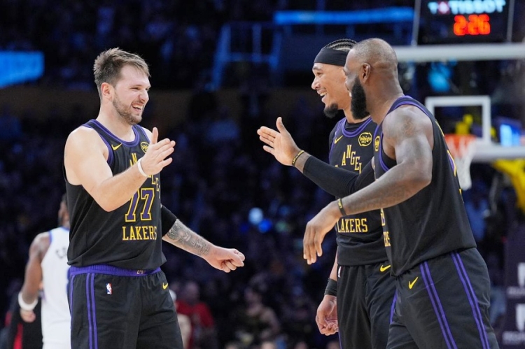 Luka Dončić  predvodio Lakerse iako se LeBron James vratio