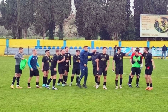 Pogledajte slavlje nogometaša Kraljevice nakon pobjede u Rovinju