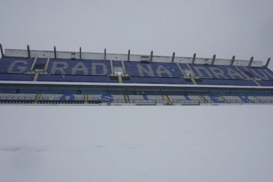 NK Osijek zamolio navijače da pomognu čistiti snijeg u subotu