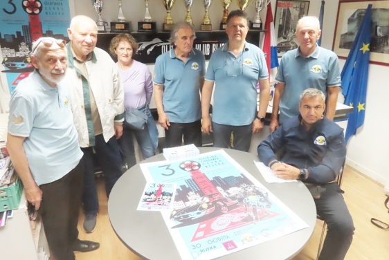 Na riječkom Korzu u subotu zakazan trideseti međunarodni susret povijesnih automobila