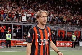 Luka Modrić debitirao za Milan, pogledajte kako ga je San Siro dočekao