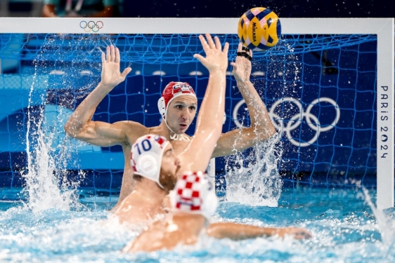Hrvatski vaterpolisti doživjeli poraz u drugoj utakmici na olimpijskom turniru, Italija se nametnula boljom igrom u drugom dijelu utakmice