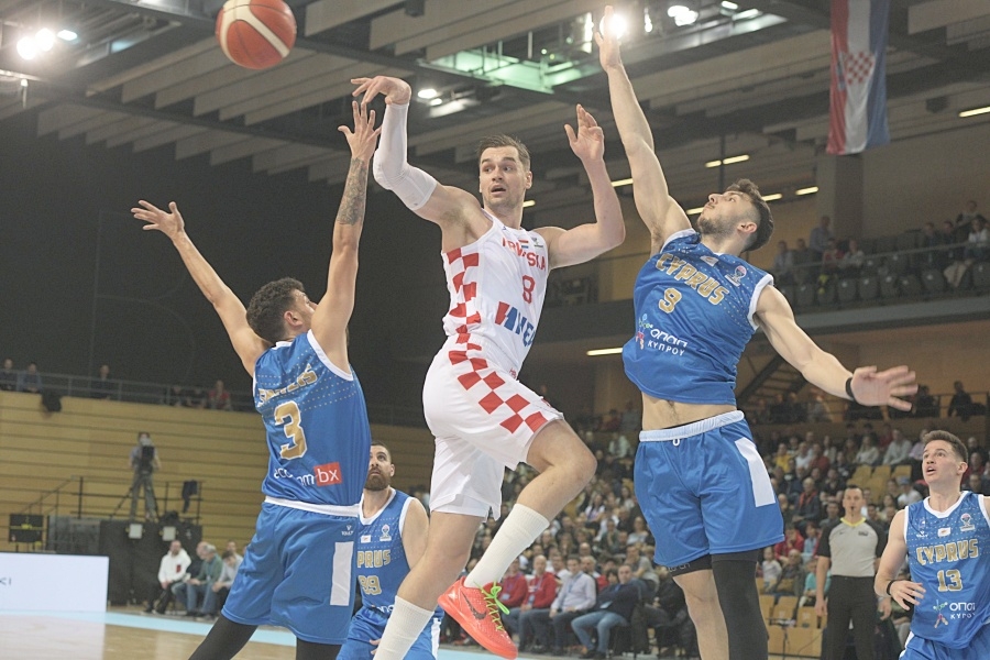 Hrvatska očekivano pobijedila Cipar na Zametu, Mario Hezonja košarkaš godine